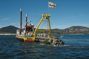 BUESA Dragage Port GRIMAUD (83)