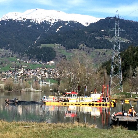 BUESA dragage de la retenue edf de montrigon à bourg saint maurice 2016