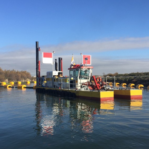 BUESA dragage d'entretien du canal du rhone à sete-carnon 2016