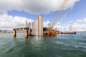 Brest (29) - Réalisation de la digue d'enclôture du nouvel polder du port de commerce