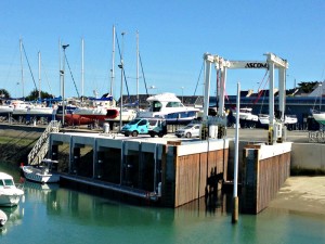 CHARIER - réalisation d'une forme à élevateur - port de haliguen 2015