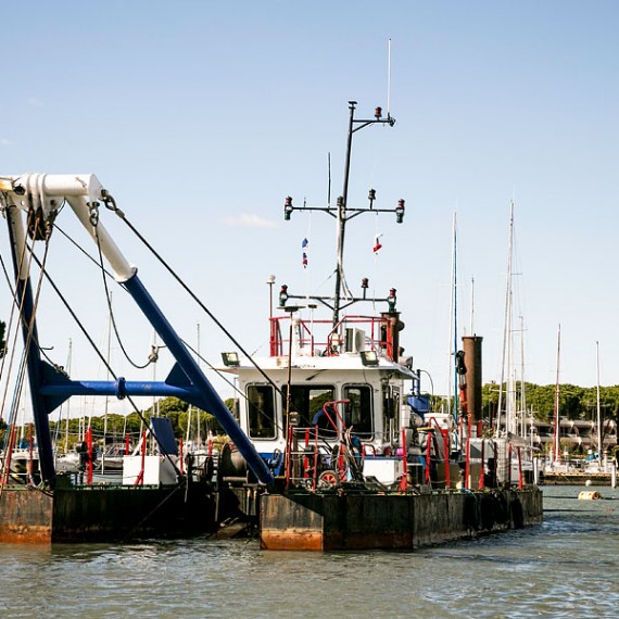 VCMF - Dragage et gestion des sédiments - Port Camargue 2014