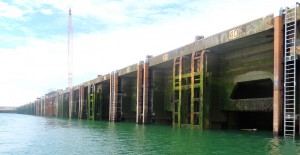 Spie batignolles nord - Port de Boulogne sur Mer - remplacement des défenses d'accostage du Quai de l'Europe 2010
