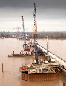 VCMF - Viaduc de la Dordogne - Travaux de battage pour la construction de six batardeaux -2013