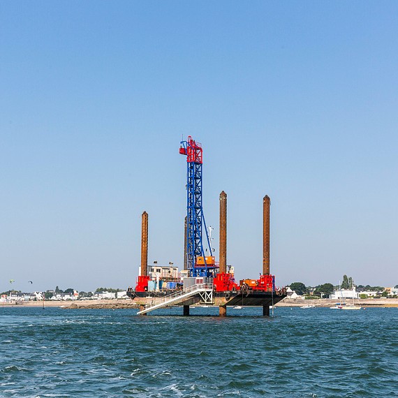 VCMF - Port de Lorient - Approfondissement de la passe ouest du chenal par déroctage