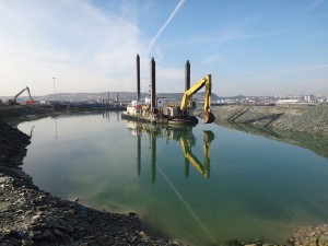 ATLANTIQUE DRAGAGE - Allongement du quai des Flamands, Cherbourg - 2013/2014