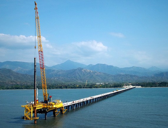 EIFFAGE GÉNIE CIVIL MARINE - Plateforme d'accostage - Puerto Nuevo, Cienaga - COLOMBIE - 2012