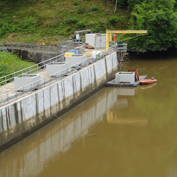 HYDROKARST - Remplacement de la vanne de vidange de fond et des pièces fixes - 2013