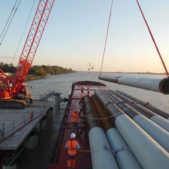 Bordeaux (33) - Construction de l'appontement du terminal de Grattequina